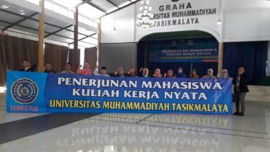 Rektor Umtas Lepas Mahasiswa Ikuti KKNMU