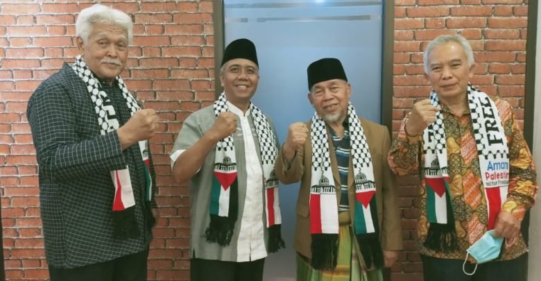 Jamaah Jumat Masjid Raya Mujahidin Donasikan Rp. 8 Juta untuk Palestina