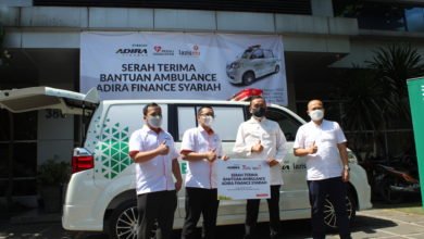 Lazismu Jawa Barat Terima Bantuan Satu Unit Ambulans dari Adira Finance Syariah