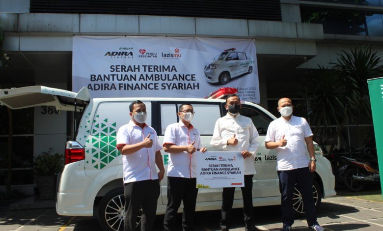 Lazismu Jawa Barat Terima Bantuan Satu Unit Ambulans dari Adira Finance Syariah