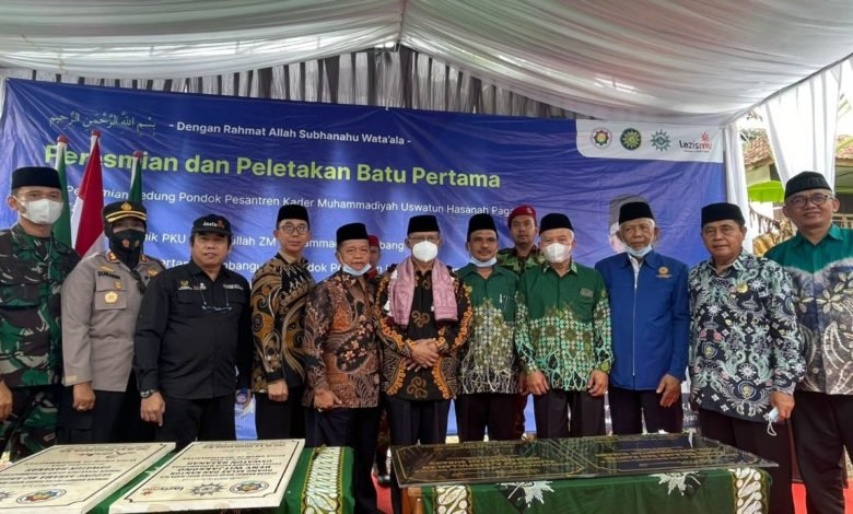 Haedar Nashir Letakan Batu Pertama Pembangunan Ponpes Kader Muhammadiyah Uswatun Hasanah Pagaden Subang