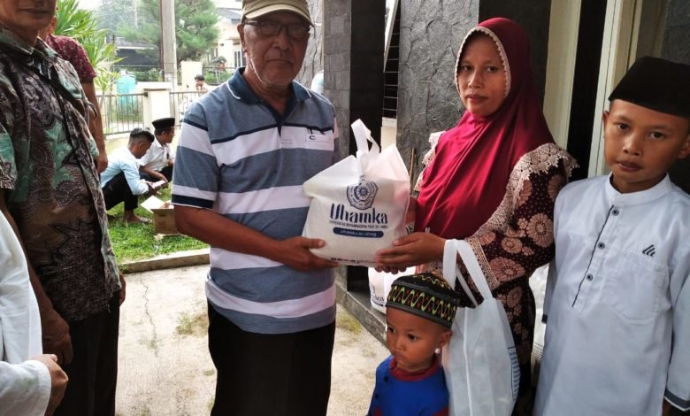 PCM Bojongsari Kembali Berikan Santunan Dhuafa Ke Daerah Tertinggal