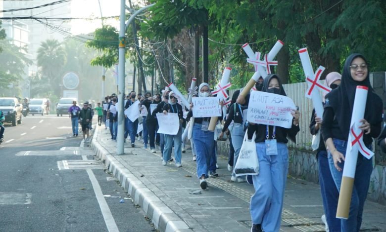 Kampanyekan RUU Daerah Kepulauan dan Dukungan KTR, Peserta Sekolah DMI Aspeksindo Gelar Sarinah Fashion Week