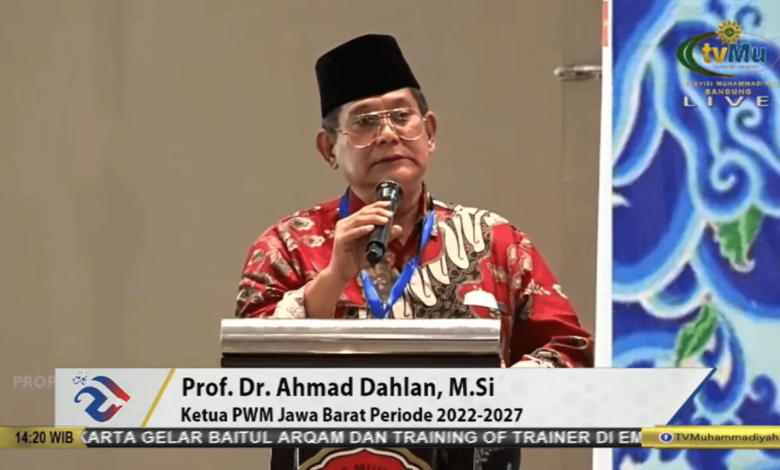 Teks Khotbah Idul Fitri 1444 H Prof Ahmad Dahlan Ketua PWM Jabar: Idul Fitri dan Aktualisasi diri