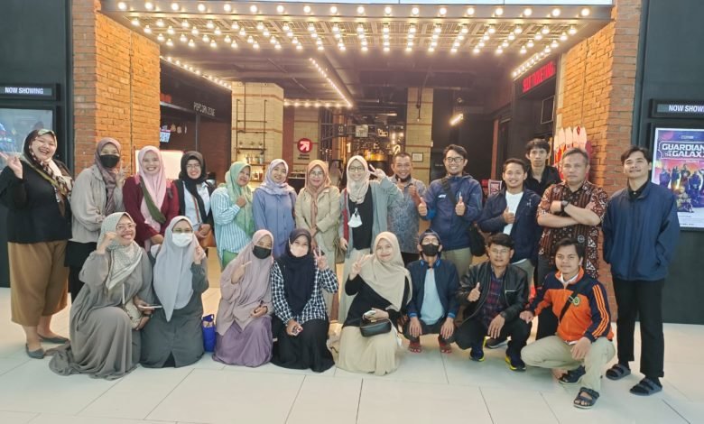 BTM Masjid Raya Mujahidin Bandung Gelar Nobar Film Buya Hamka untuk Mempererat Kekeluargaan dan Menemukan Inspirasi Hikmah