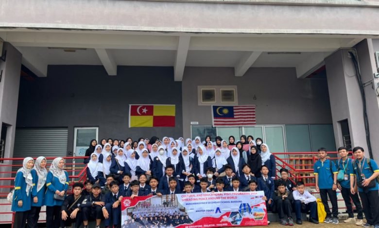 Siswa SMP Muhammadiyah 8 Bandung Mempererat Hubungan Melalui Pertukaran Budaya di Sekolah ASIQ di Malaysia