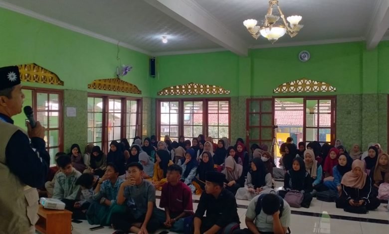 Jadikan Ramadhan Berkualitas, SMK Muhammadiyah 1 Sumedang Gelar Pesantren Ramadhan “Smart Tren”