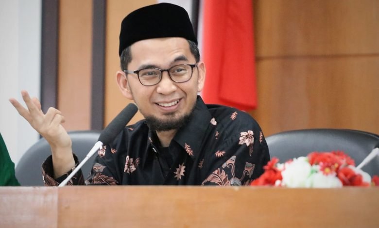 Ustaz Adi Hidayat: Hentikan Polemik Nasab, Utamakan Kerukunan Umat