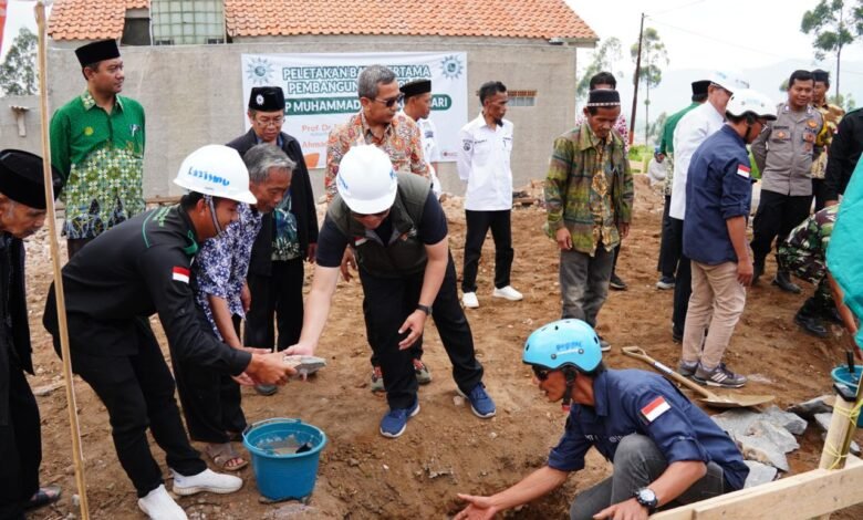 Kerja Kemanusiaan Berlanjut, Lazismu dan PWM Jabar Bangun Fasilitas Pendidikan di Kertasari