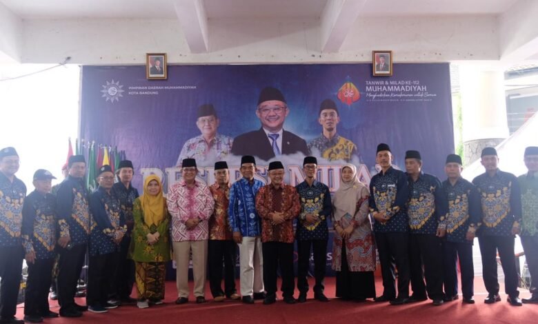 Hadiri Milad Muhammadiyah ke-112 PDM Kota Bandung, Abdul Mu’ti Jelaskan 3 Alasan Kemakmuran Menjadi Fokus Tema Milad Muhammadiyah