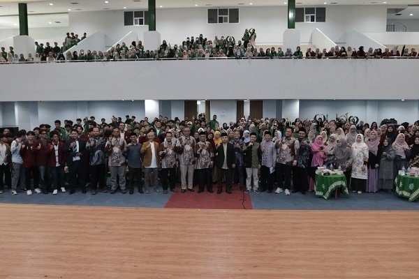 Ahli Pendidikan dari Indonesia, Thailand, dan Malaysia Berbagi Perspektif di UM Bandung