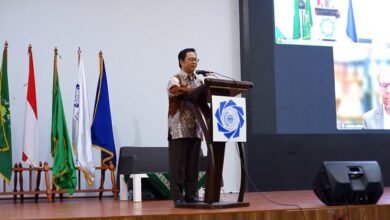 Dulu, Buku Karya Ilmuwan Ditimbang Dengan Emas