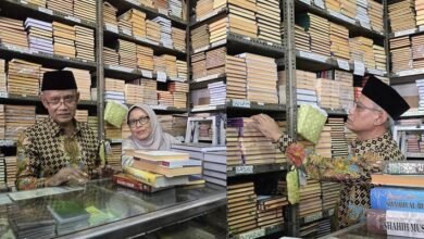 Kunjungan Bersejarah Haedar Nashir ke Toko Kitab ABC Garut, Tempat Kenangan 48 Tahun Lalu