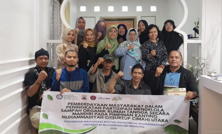 UM Bandung Berdayakan Warga Citeureup dengan Teknologi Pengelolaan Sampah Organik UM Bandung Berdayakan Warga Citeureup dengan Teknologi Pengelolaan Sampah Organik