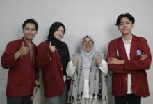 Teliti Internet dan Mental, Tim Mahasiswa Psikologi UM Bandung Raih Best Article di Uhamka