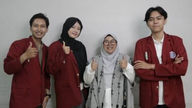 Teliti Internet dan Mental, Tim Mahasiswa Psikologi UM Bandung Raih Best Article di Uhamka