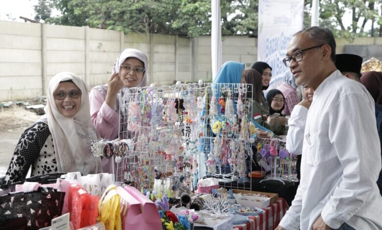 Diikuti Puluhan UMKM, UM Bandung Gelar Pasar Gembira