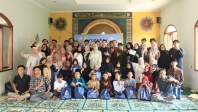 Bangun Kepedulian, Mahasiswa UM Bandung Berbagi Ceria dan Bahagia di Panti Asuhan