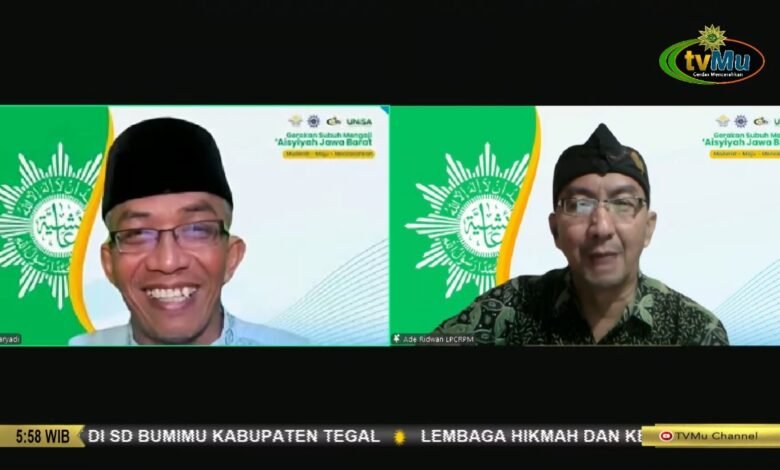 Akhlak dan Literasi Finansial Jadi Kunci Hadapi Tantangan Teknologi Finansial Modern Akhlak dan Literasi Finansial Jadi Kunci Hadapi Tantangan Teknologi Finansial Modern