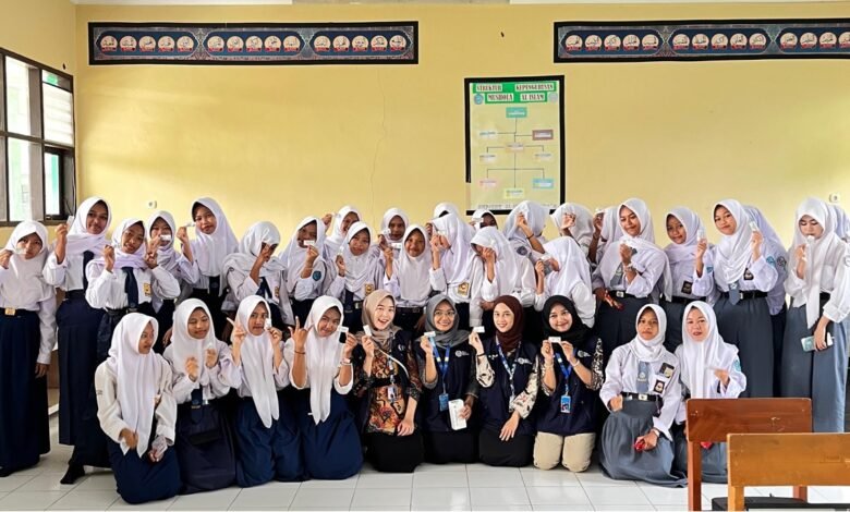 Cegah Anemia, Mahasiswa UM Bandung Ajak Remaja Sumedang Biasakan Pola Hidup Sehat Cegah Anemia, Mahasiswa UM Bandung Ajak Remaja Sumedang Biasakan Pola Hidup Sehat