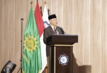 Dadang Kahmad Ajak Sarjana UM Bandung Jadi Cahaya Bagi Bangsa dan Kemanusiaan