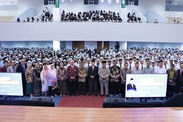 UM Bandung Gelar PESONAMU 2025, Sambut Ribuan Mahasiswa Baru UM Bandung Gelar PESONAMU 2025, Sambut Ribuan Mahasiswa Baru