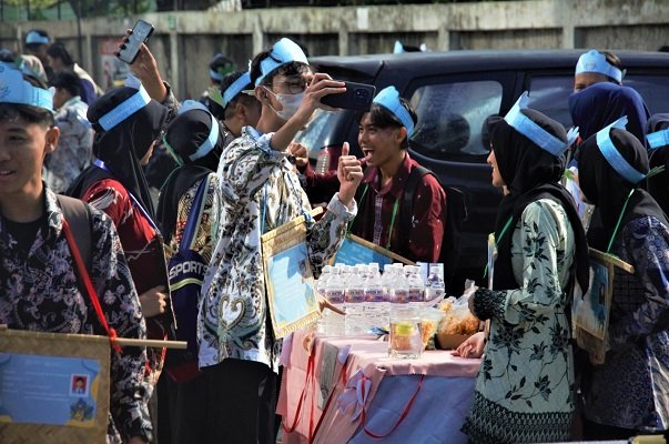 UM Bandung Hadirkan Inspirasi Lewat Bazar dan Kreativitas UKM di PESONAMU 2025