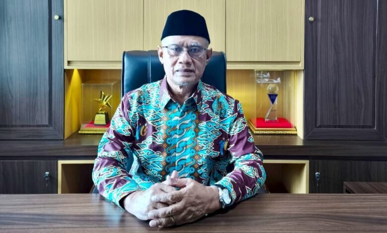 Haedar Nashir Apresiasi Batik Milad Ke-113, Dorong Pemakaian Seluruh Anggota Muhammadiyah
