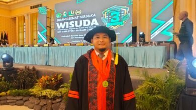 Ketua PCM Sumber Wisuda Magister Ekonomi, Buah dari Kaderisasi Muhammadiyah yang Terukur