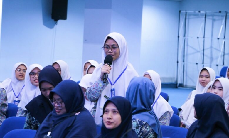 Perluas Wawasan Pendidikan Tinggi, SMA Muhammadiyah 4 Depok Sambangi UM Bandung Perluas Wawasan Pendidikan Tinggi, SMA Muhammadiyah 4 Depok Sambangi UM Bandung