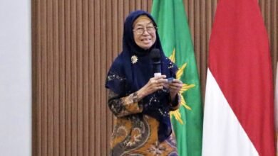 Meski Berusia 77 Tahun, Semangat Kuliah Tak Kalah Sama yang Muda Meski Berusia 77 Tahun, Semangat Kuliah Tak Kalah Sama yang Muda