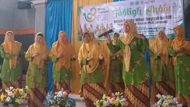 Sariwangi Adakan Resepsi dengan Tampilan Lansia
