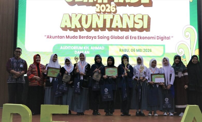 Pertama Kali Ikut Debat, Tim SMKS Krija Bakti Utama Langsung Raih Juara Satu Pertama Kali Ikut Debat, Tim SMKS Krija Bakti Utama Langsung Raih Juara Satu