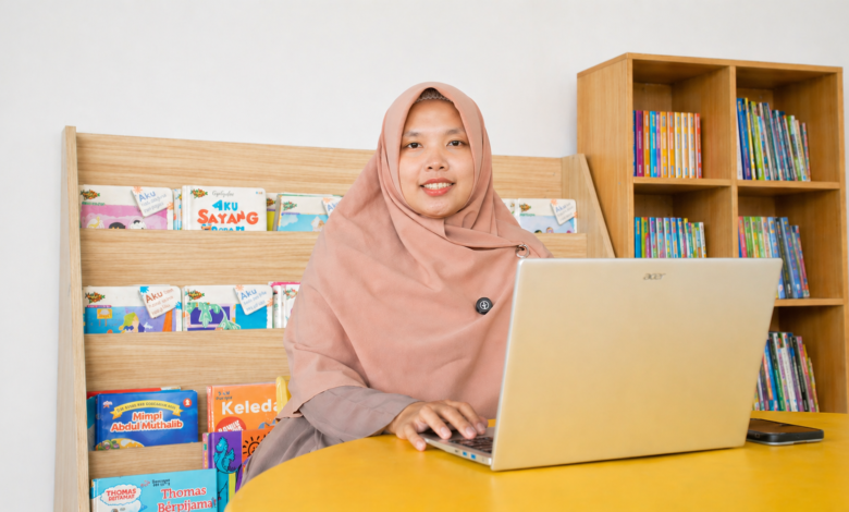 Fenomena Fatherless Masih Tinggi, Dosen UM Bandung Ajak Ayah Lebih Aktif Dampingi Anak Fenomena Fatherless Masih Tinggi, Dosen UM Bandung Ajak Ayah Lebih Aktif Dampingi Anak